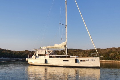 Aluguel Veleiro  Oceanis 38 (3/2) Portisco