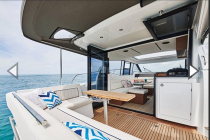 Location Bateau à moteur Jeanneau Nc37 Baïes