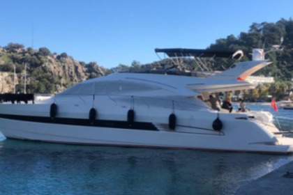 Noleggio Yacht a motore Galeon 640 Fly Göcek