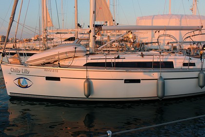 Rental Sailboat Bavaria Yachtbau Bavaria Cruiser 37 - 3 cab. Palma de Mallorca