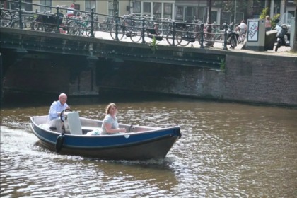 Verhuur Motorboot Blauwe Sloep Amsterdam