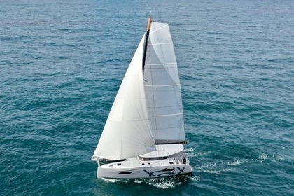 Rental Catamaran Excess Excess 14 La Grande-Motte