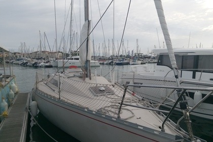 Rental Sailboat Beneteau FIRST 32 Les Sables-d'Olonne