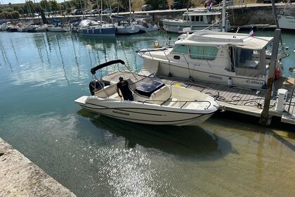 Location Bateau à moteur Quicksilver 705 Saint-Martin-de-Ré
