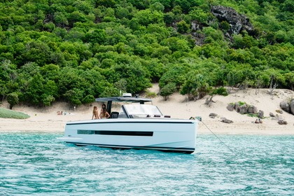 Hire Motorboat Fjord 42ft open open 42ft Saint Barthélemy