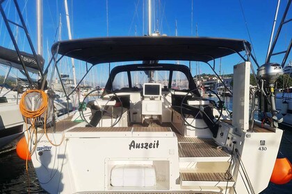 Alquiler Velero Dufour Yachts Dufour 430 - 3 cab. Trogir