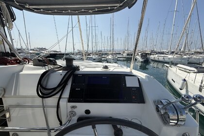 Charter Catamaran Lagoon Lagoon 40 Trogir