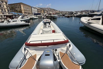 Ενοικίαση Φουσκωτό Asso Myth Νάπολη