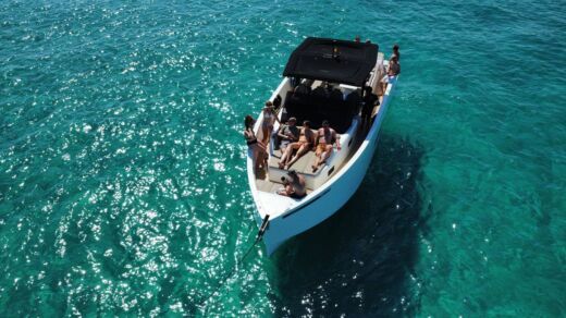 Ibiza Motorboat De Antonio 42 alt tag text