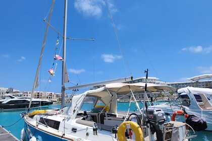 Charter Sailboat Beneteau Oceanis 35.1 El Gouna