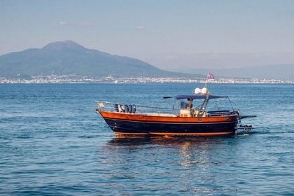 Verhuur Motorboot Futura 38 Open Sorrento