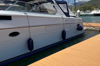 Charter Motorboat Rizzardi Cr 53 Top Line Castellammare di Stabia