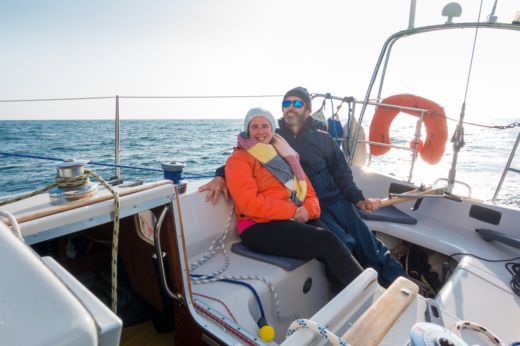 Morlaix Sailboat JEANNEAU SYMPHONIE 32 alt tag text