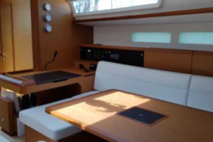 Miete Segelboot Jeanneau Sun Odyssey 519 Puntone di Scarlino