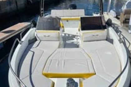 Charter Motorboat Beneteau flyer 6,6 Novalja