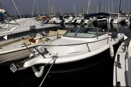 Rental Motorboat KELT SA WHITE SHARK Saint-Raphaël