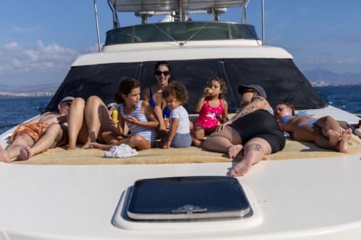 Alicante Motor Yacht Astondoa Astondoa 72 alt tag text