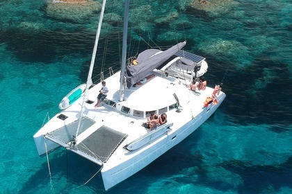 Hire Catamaran LAGOON 380 Ibiza