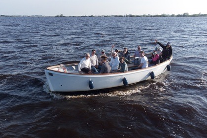Rental Boat without license  Bootservice THEO DE VRIES redding sloep elektrisch Sneek
