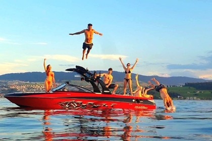 Rental Motorboat Malibu Wakesetter 23 LSV Lake Zurich