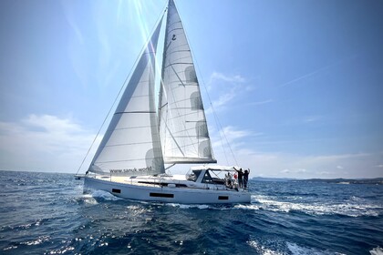 Charter Sailboat Beneteau Oceanis 51.1 Olbia