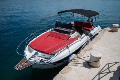 Hire Motorboat Beneteau Flyer 7.7 Šibenik