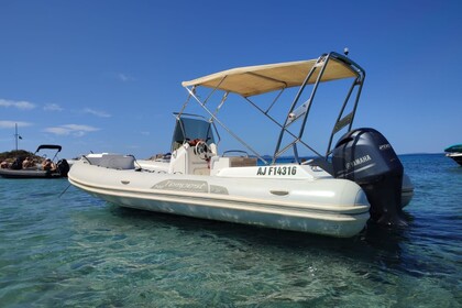 Rental RIB Capelli Capelli Tempest 700 Hyères