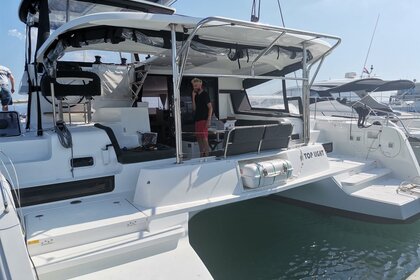 Charter Catamaran Lagoon-Bénéteau Lagoon 42 - 4 + 2 cab. Split