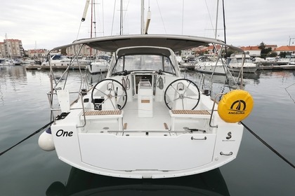 Location Voilier BENETEAU OCEANIS 38 Biograd na Moru