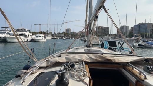 Palma di Maiorca Sailboat Bavaria CRUISER 40S alt tag text