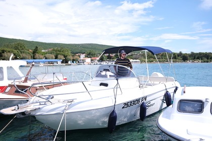 Miete Motorboot Saver 720 Punat