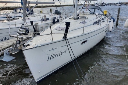 Verhuur Zeilboot Bavaria 40 limited edition Stavoren