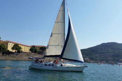 Hire Sailboat Beneteau Oceanis clipper 461 Bocca di Magra