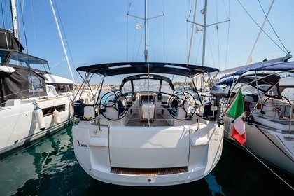 Miete Segelboot BENETEAU SUN ODYSSEY 519 Furnari