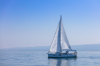 Verhuur Zeilboot BENETEAU OCEANIS 38.1 Kaštel Gomilica