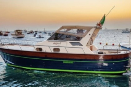 Hire Motorboat Apreamare Smeraldo 9 Positano