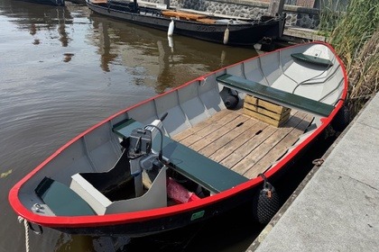 Rental Motorboat Electrische Sloep zonder vaarbewijs Hollandse Praam Ouderkerk aan de Amstel