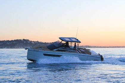 Alquiler Lancha Nuva Yachts M11 Cabin Sitges