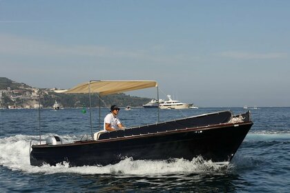 Charter Boat without licence  APREAMARE LANCIA LENTA 7MT Piano di Sorrento