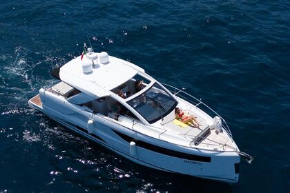 Verhuur Motorboot Jeanneau Prestige 46 Capri