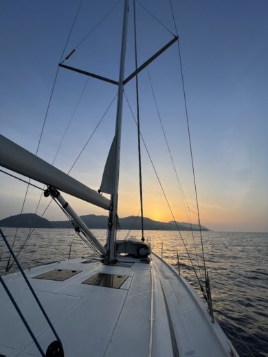 Reggio de Calabre Sailboat Bavaria C45 Cossutti alt tag text