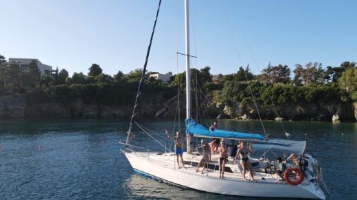 Ηράκλειο Sailboat Jeanneau Sun Shine 38 alt tag text