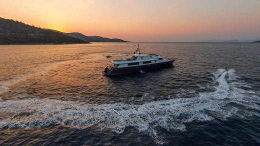 Motor Yacht Lürssen Custom Planta da embarcação