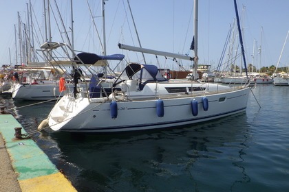 Rental Sailboat Jeanneau Sun Odiyssey 36i Hyères