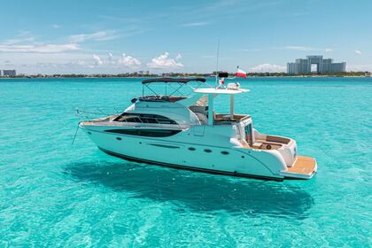 Rental Motorboat Sea Ray 50 flybridge Cancún