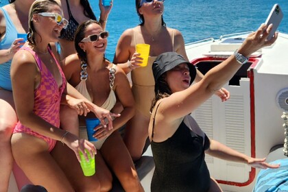 Location Bateau à moteur Formula III Open 32 Simpson Bay