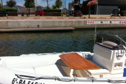 Location Semi-rigide Joker Boats coster Cadaqués