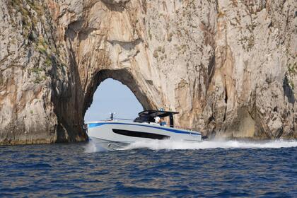 Hire Motorboat Allure Allure 38 Positano