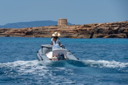 Hire Boat without licence  Zodiac ZODIAC PRO 420 Formentera