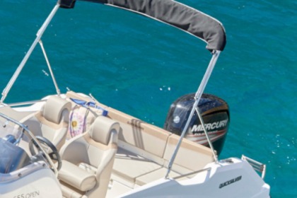 Location Bateau à moteur Quicksilver Quicksilver 550 Active open Fornells